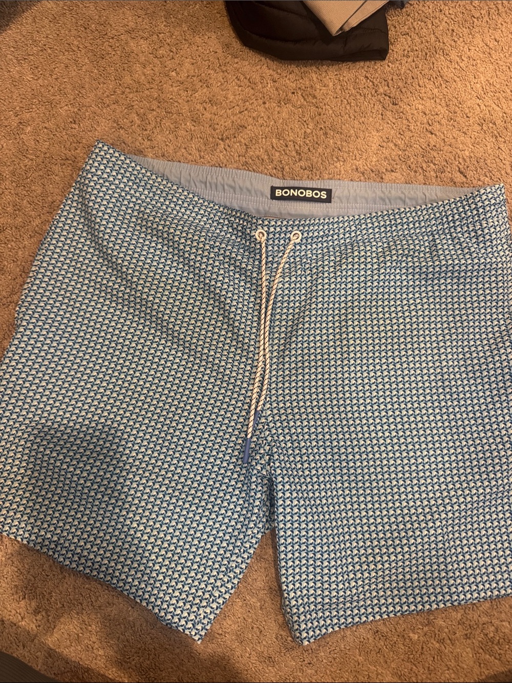 Bonobos Light Blue & White Patterned Men’s Hybrid Shorts swimsuit 7 inch inseam